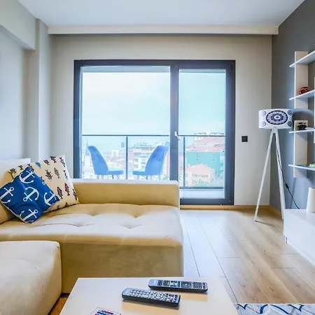 Fully Furnished With Security In Pendik
